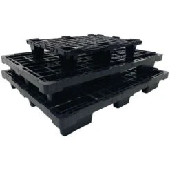 Heavy Duty Recycled Pallets - Lightweight Recycled Plastic - Manutan