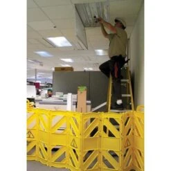 Rubbermaid Lightweight Portable Mobile Barrier